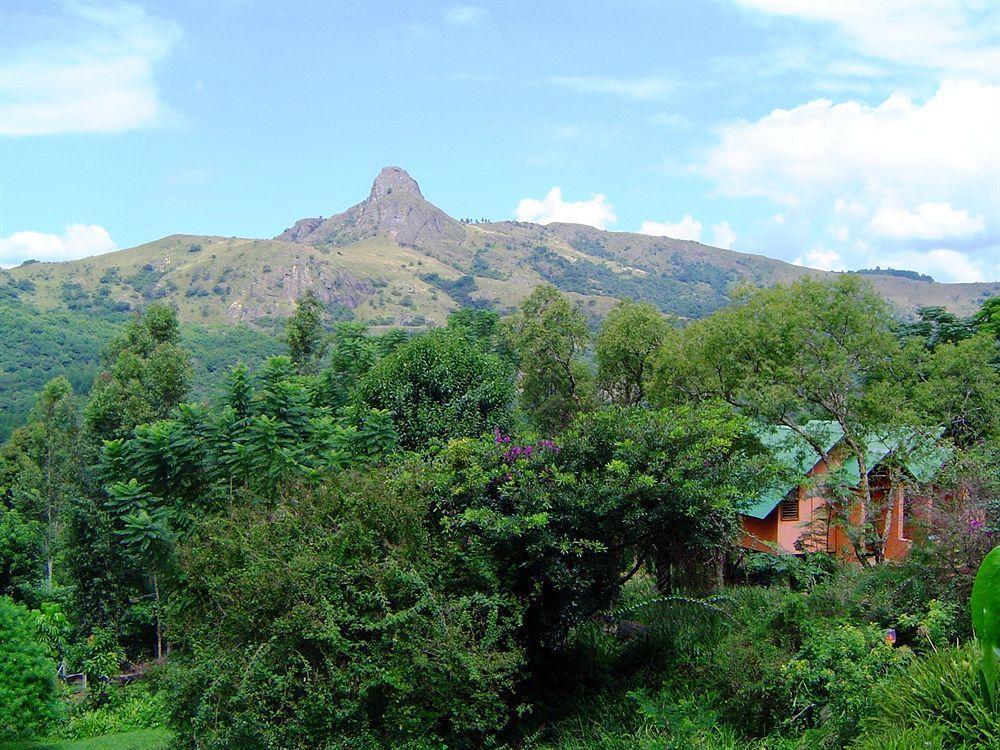 Mantenga Lodge Эзулвини Экстерьер фото