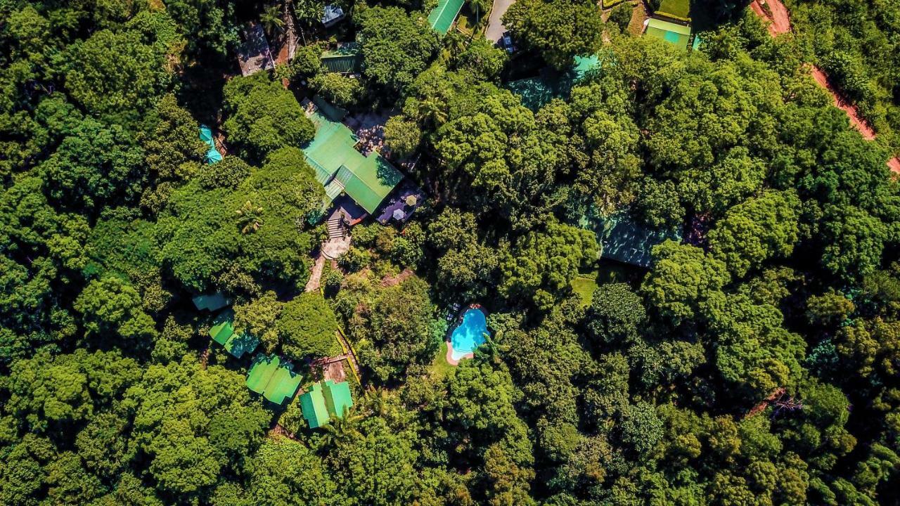 Mantenga Lodge Эзулвини Экстерьер фото