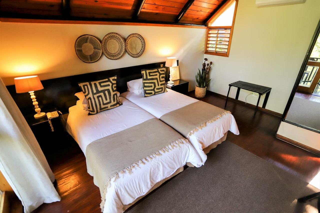 Mantenga Lodge Эзулвини Экстерьер фото