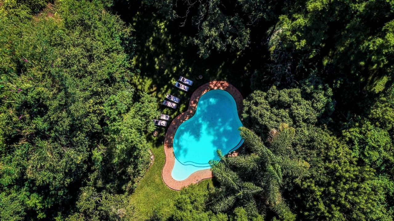 Mantenga Lodge Эзулвини Экстерьер фото